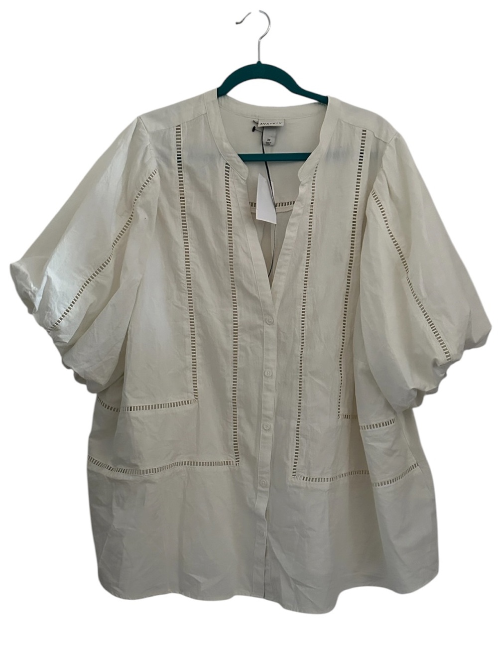 Ava & Viv White Button Down Blouse with Balloon Sleeves Size 3X